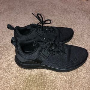 PUMA RUNNING SHOES !!!